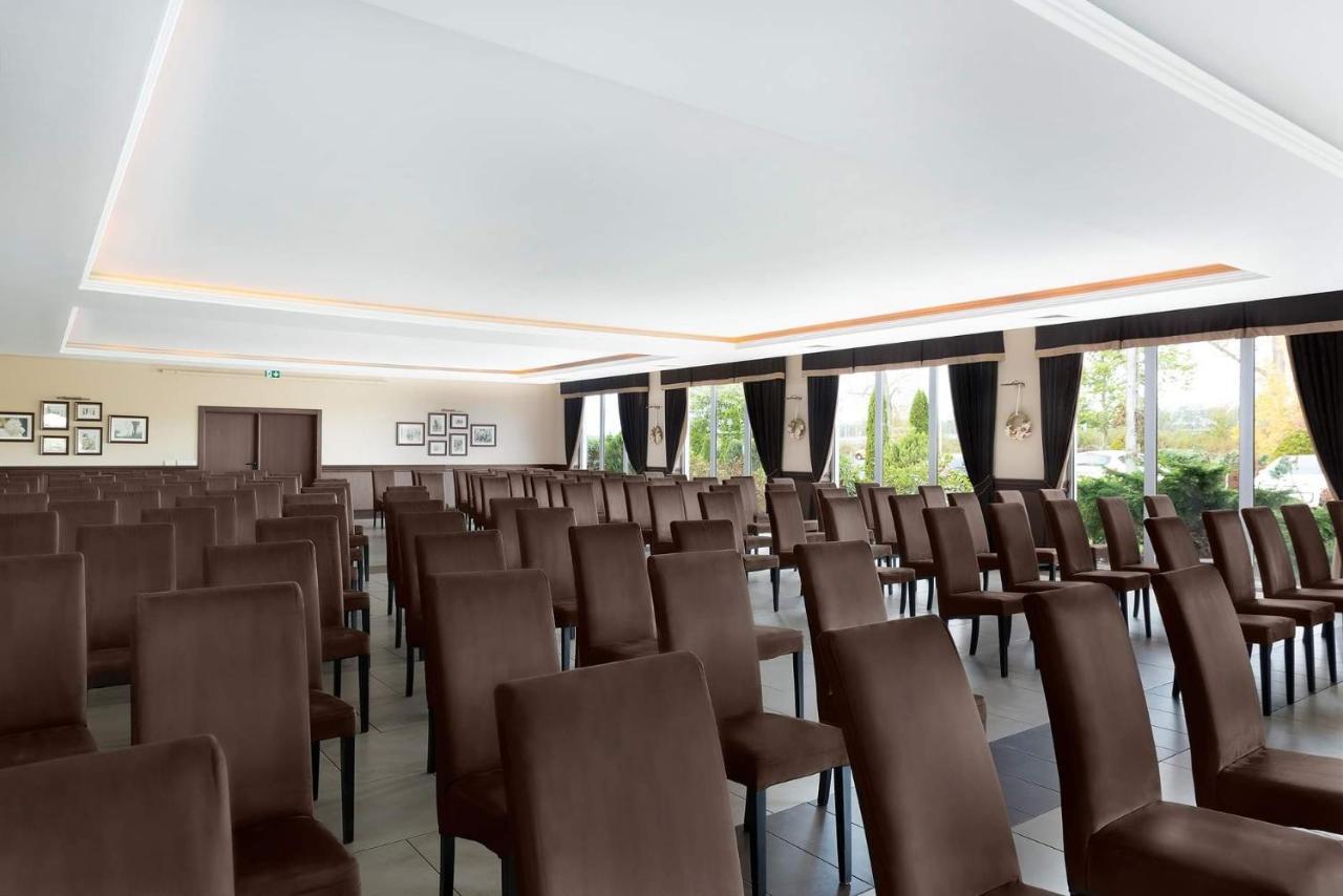 The Amber Business & Spa Hotel Oleśnica Dış mekan fotoğraf